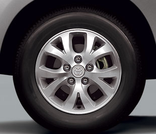 2.430 xe Innova G sẽ được thay toàn bộ vành đúc