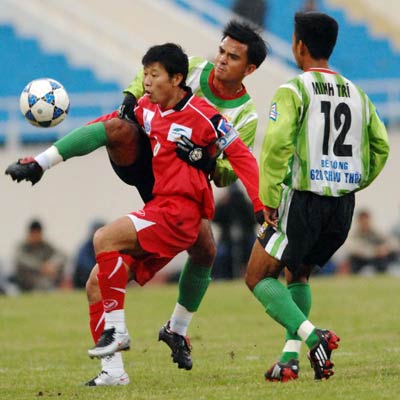 Thể Công thua tâm phục khẩu phục