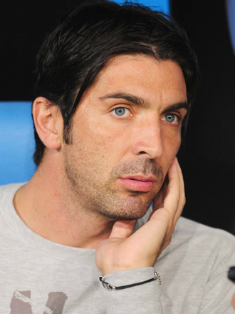 Buffon - Thủ môn hay hất TG 20 năm qua