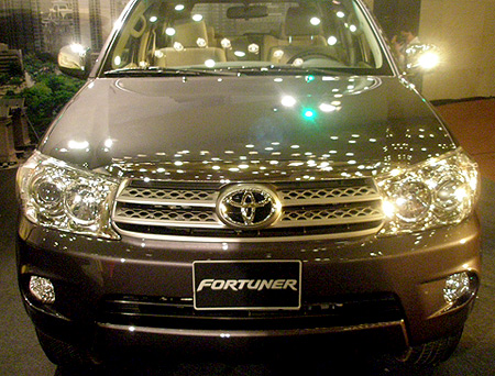 Toyota Việt Nam trình làng Fortuner
