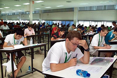 Việt Nam giành 2 huy chương vàng Olympic Toán quốc tế