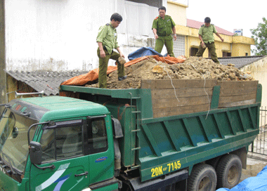 Đồng Hỷ: Thu giữ trên 1.000 tấn quặng các loại