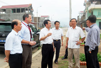 Lãnh đạo UBND tỉnh làm việc với Công ty TNHH liên doanh khai thác chế biến khoáng sản Núi Pháo