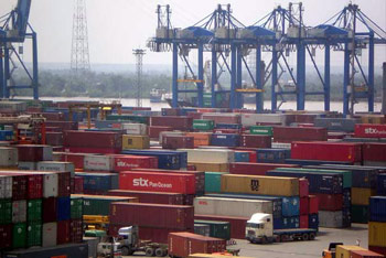 Các đầu tàu kinh tế lập ''kỷ lục ngược'' về thu hút FDI