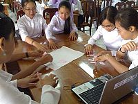 Lại chậm thiết bị dạy học ở nhiều địa phương