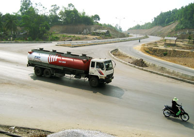 Giải phóng mặt bằng, đẩy nhanh tiến độ dự án đang là yêu cầu cấp thiết