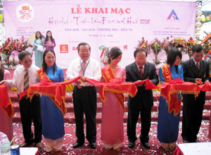 Khai mạc Hội chợ triển lãm Festival Huế 2008