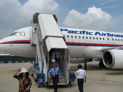 1/1/2008: Thanh toán vé máy bay qua TK ngân hàng và ATM