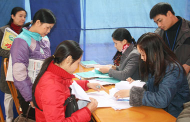 Chi cục thuế T.P Thái Nguyên: Tổ chức ngày hội thu thuế môn bài