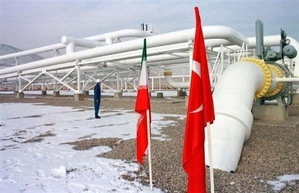 Iran muốn OPEC tăng giá dầu