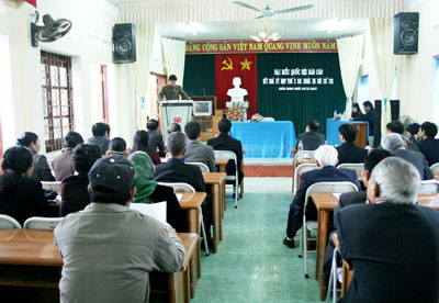 Tiếp xúc cử tri báo cáo kết quả kỳ họp thứ hai, Quốc hội khóa XII