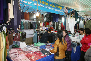 Dạo qua thị trường ngày 8/3