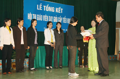 Sở Giáo dục và Đào tạo tổ chức Hội thi giáo viên dạy giỏi cấp Tiểu học