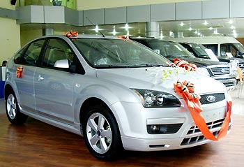 Xe nội lập kỷ lục doanh số