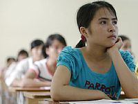 Năm 2011, phấn đấu phổ cập giáo dục trung học cơ sở trên toàn quốc