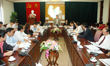 Bộ trưởng Bộ Xây dựng làm việc tại Thái Nguyên